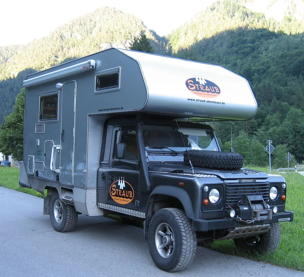 Imagem real do veículo Land Rover Defender 130 Turbo 2020