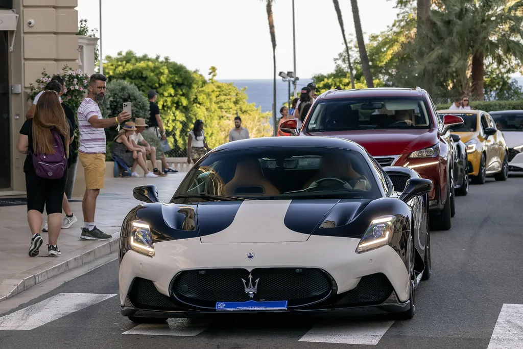 Imagem real do veículo Maserati Mc20 Black Edition 2023