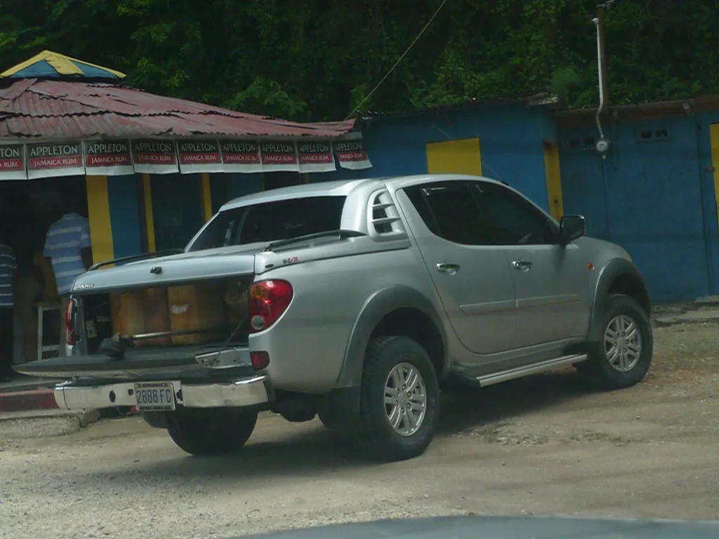 Imagem real do veículo Mitsubishi L200 Triton Savana Limited 2020
